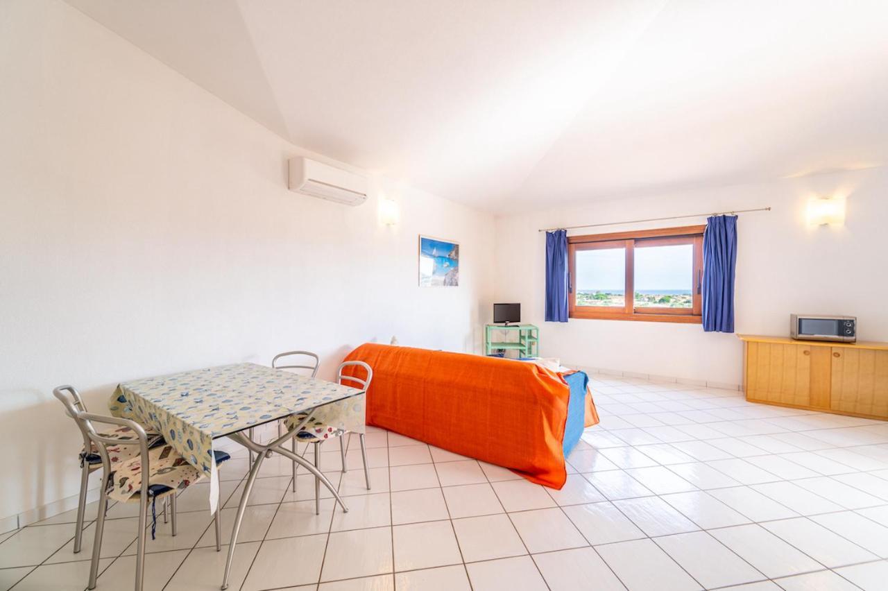 Iss Travel, Citai Panoramic Apartments - 1,5 Km From The Beach San Teodoro  Exteriér fotografie